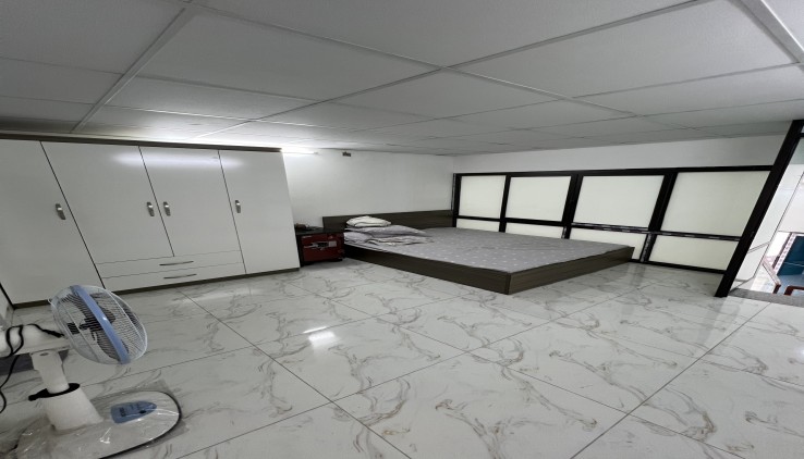 Cho thuê căn hộ chung cư tòa Thành Công Tower 57 Láng Hạ, 178 m² - 3 ngủ, 2VS, 18 Tr